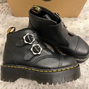 Dr. Martens DEVON FLOWER LEATHER PLATFORM BOOTS MSRP $230 Soft Comfortable